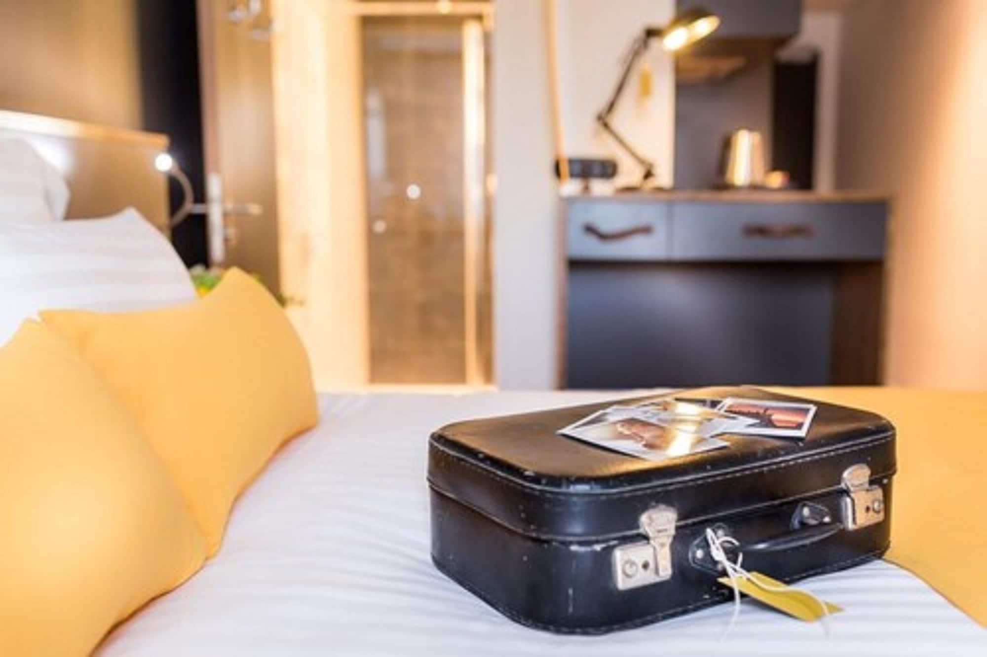 Best Western Plus Suitcase Paris La Defense Bois-Colombes Eksteriør billede